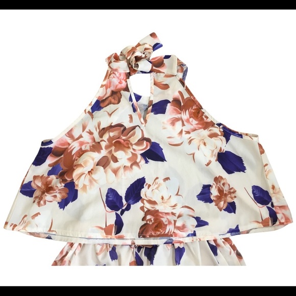 FLORAL PRINT HALTER SHORT ROMPER With Halterneck Detail 2 Piece Set Ivory Small - Picture 7 of 9